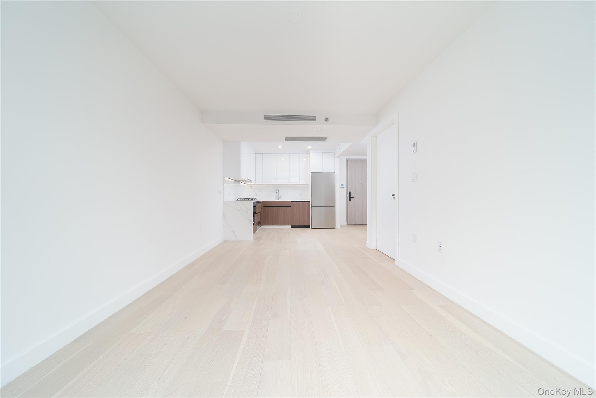 14449 Northern Boulevard # 316, Flushing, NY 11354