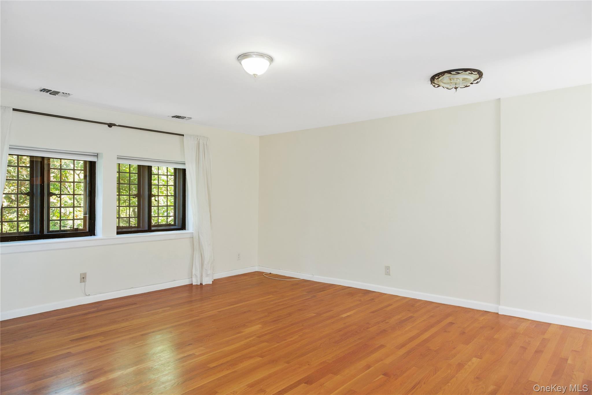 403 Chateau Rive # 403, Peekskill, NY 10566