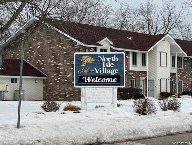 11 Idaho # 11, Coram, NY 11727