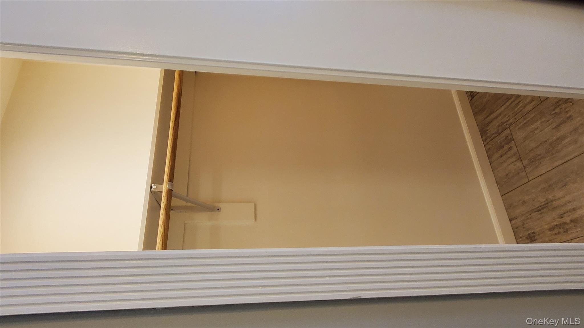 11 Idaho # 11, Coram, NY 11727