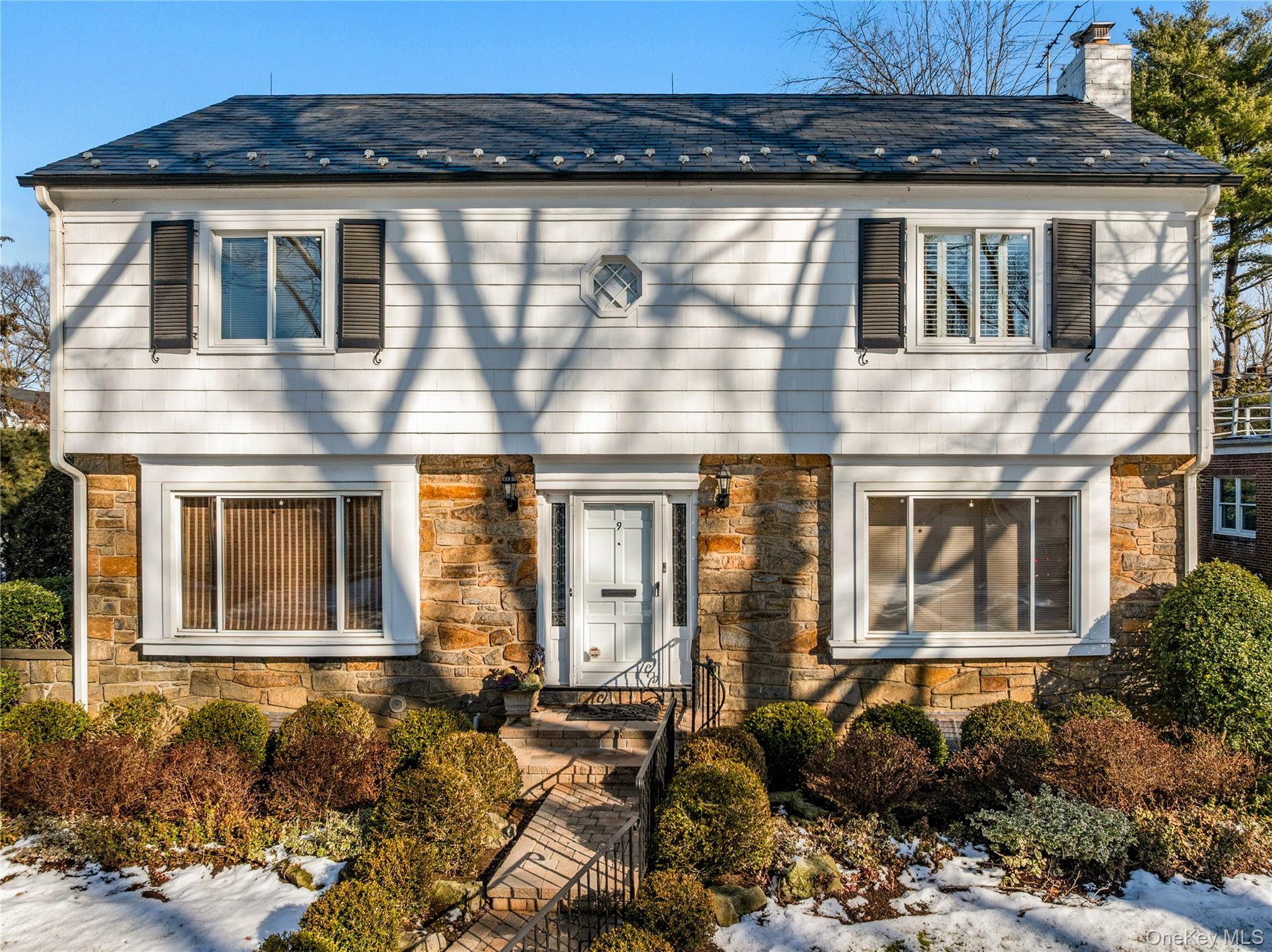 9 Chester Drive, Great Neck, NY 11021