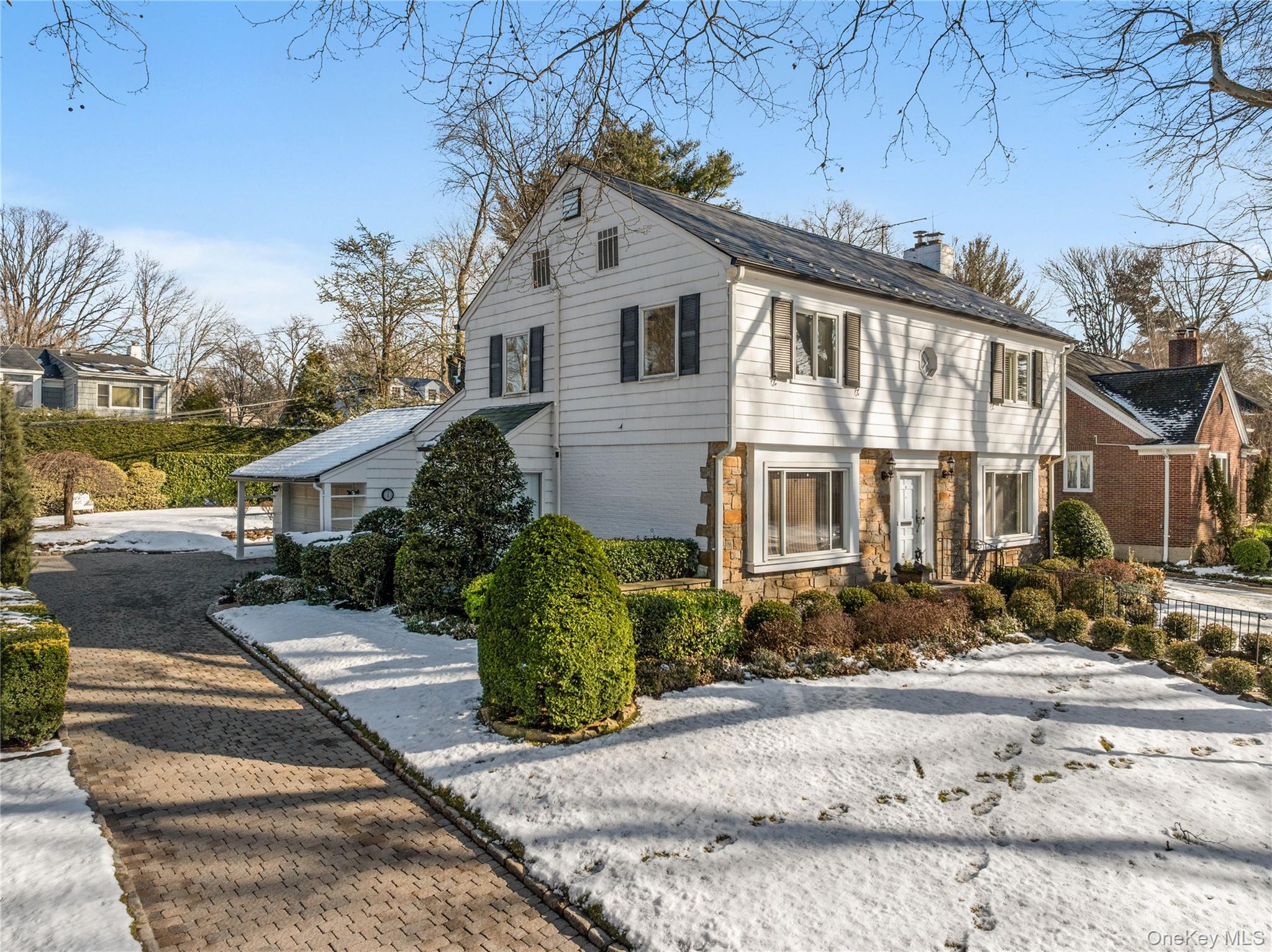 9 Chester Drive, Great Neck, NY 11021