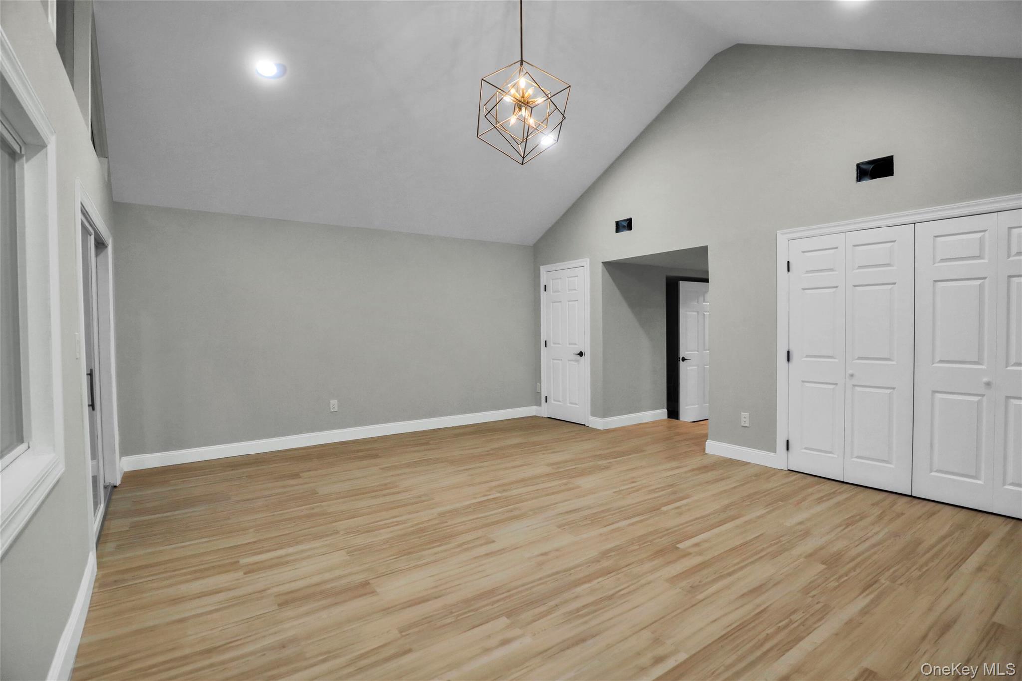 45 Colony Lane, Syosset, NY 11791