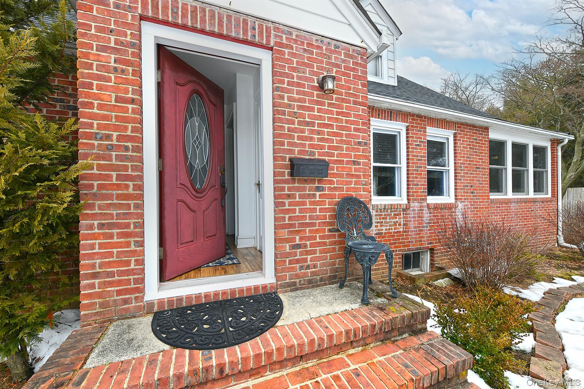 1 Central Street, Greenlawn, NY 11740