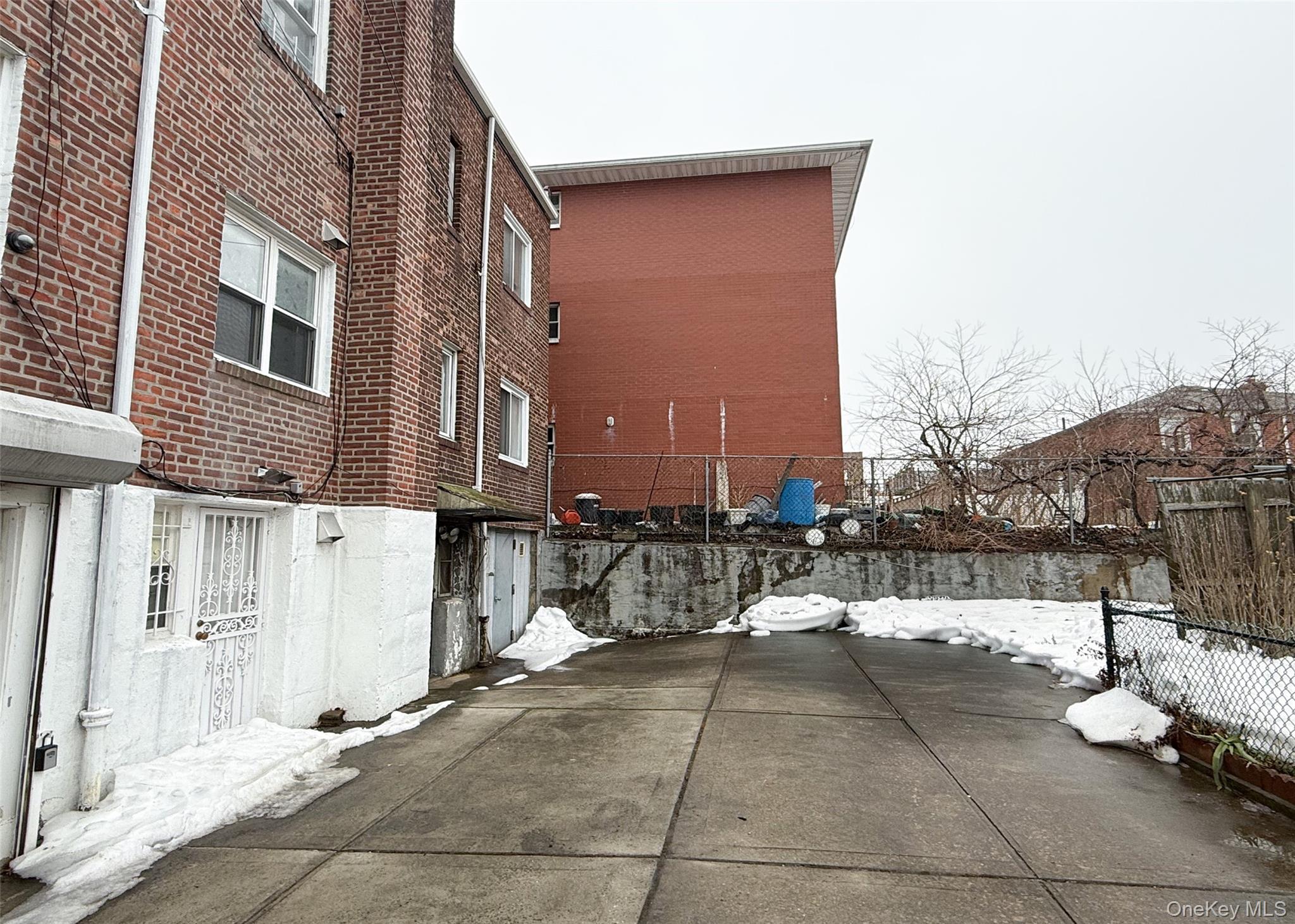 13713 56th Avenue, Flushing, NY 11355