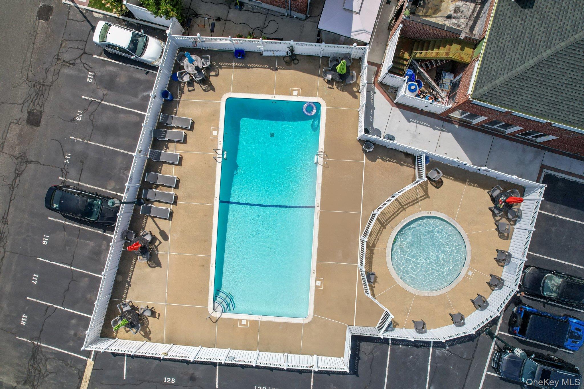 3530 Long Beach Road # 8, Oceanside, NY 11572