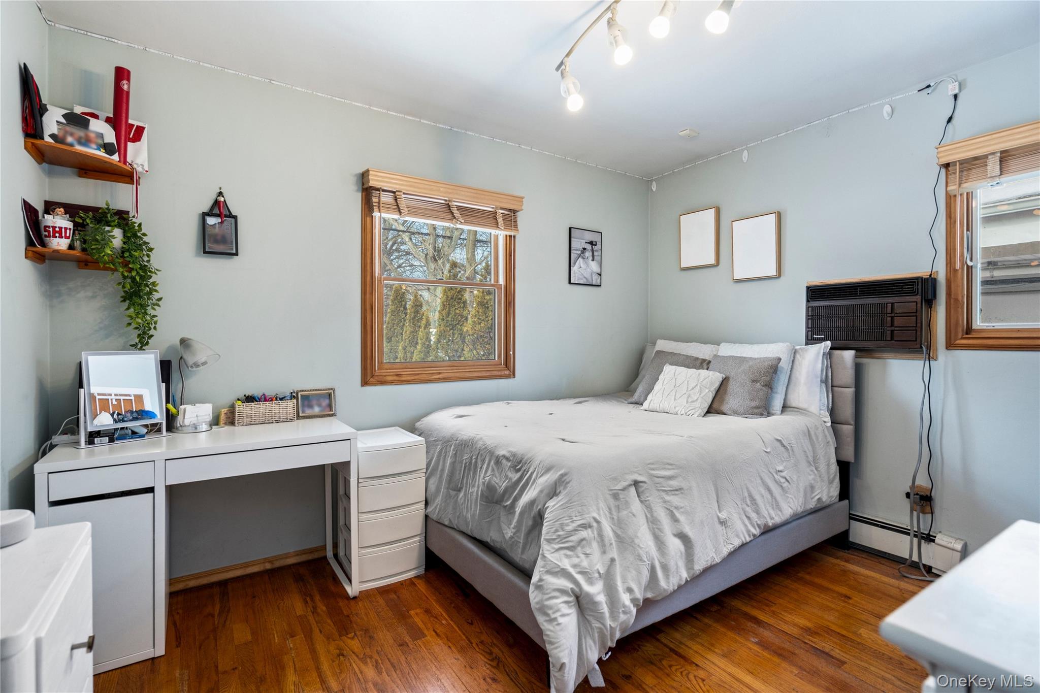 25 State Place, Huntington, NY 11743