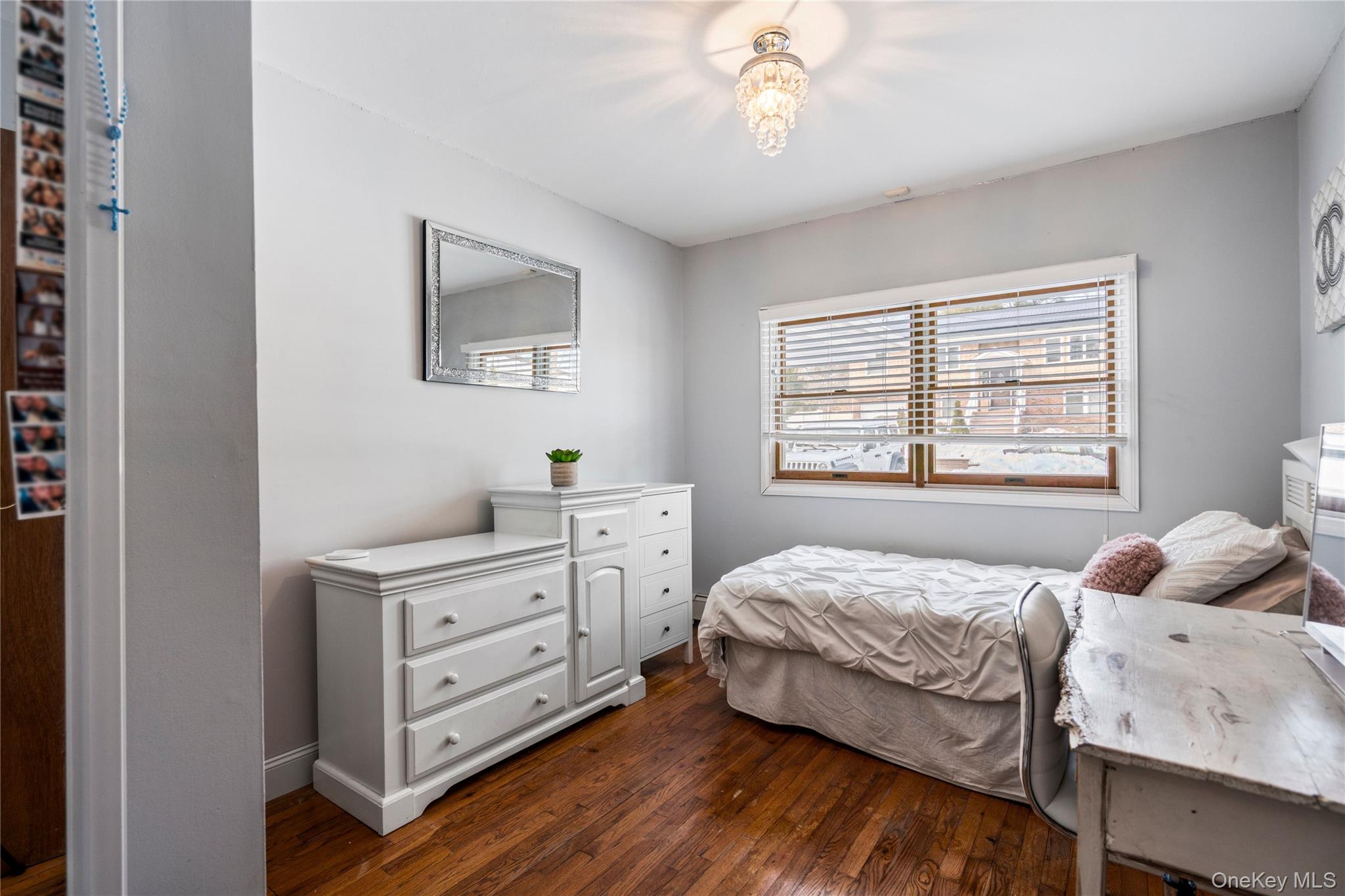 25 State Place, Huntington, NY 11743