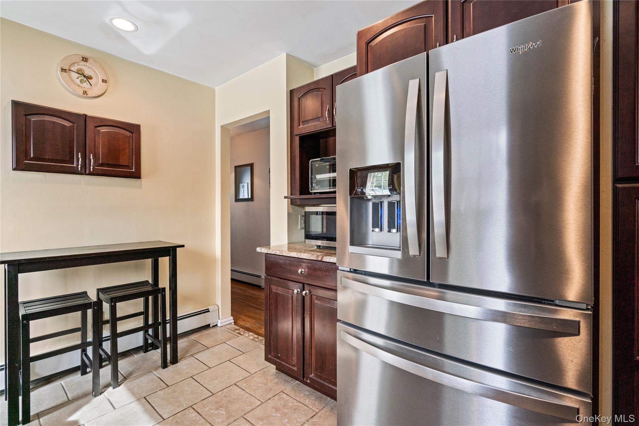 25 State Place, Huntington, NY 11743