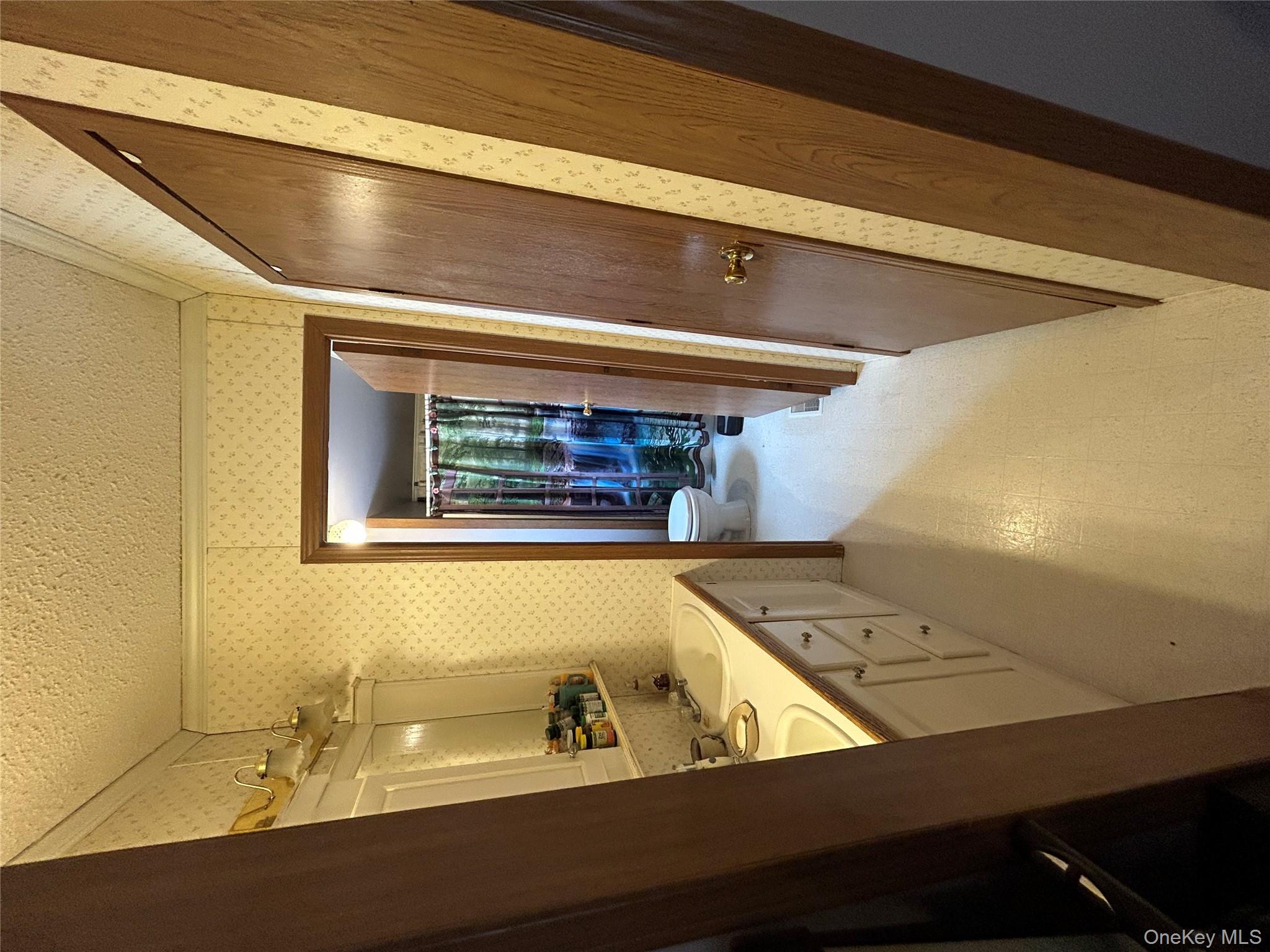 15 Barry Lane, Accord, NY 12404