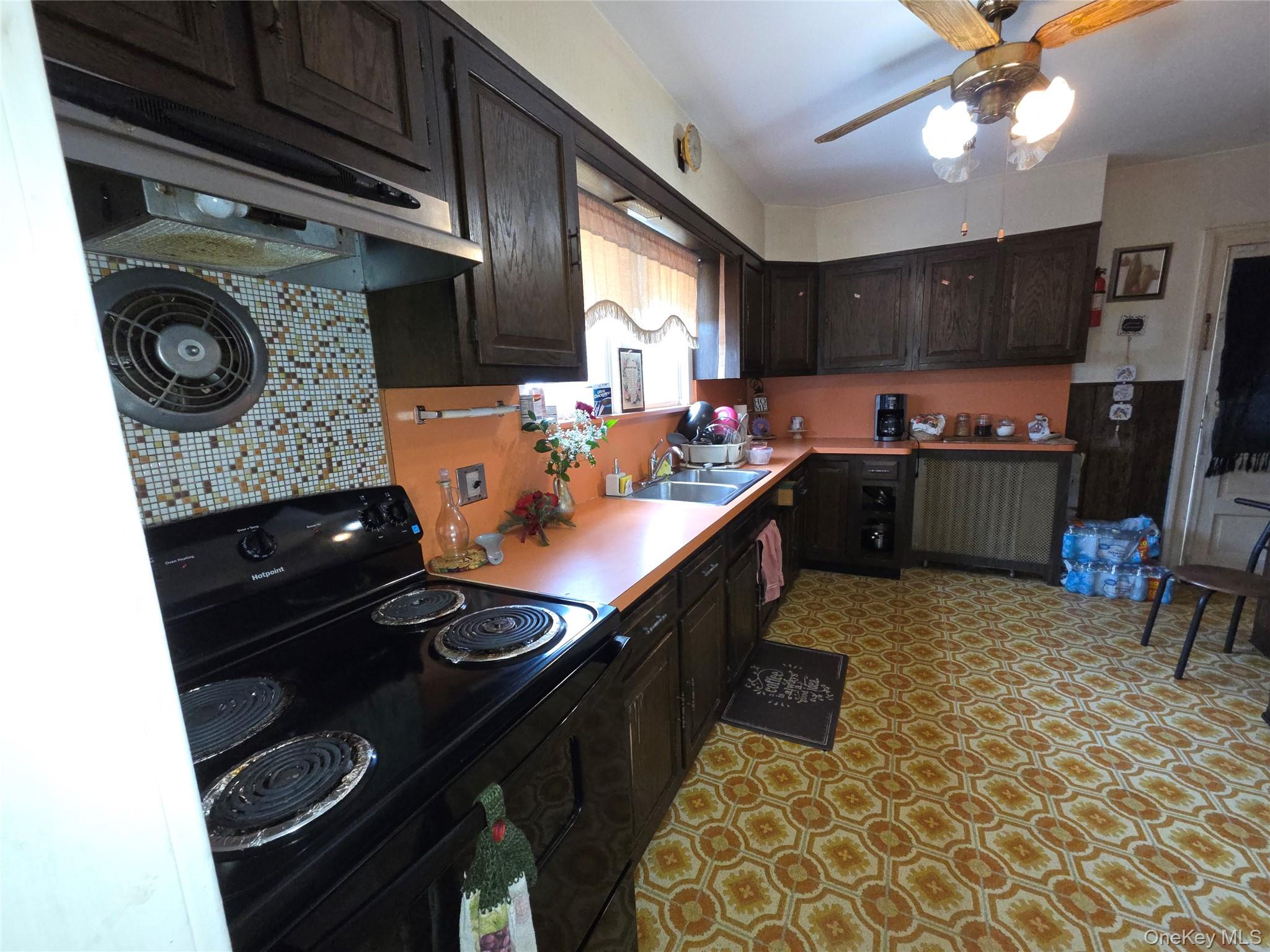 208 S Grand Avenue, Poughkeepsie, NY 12603