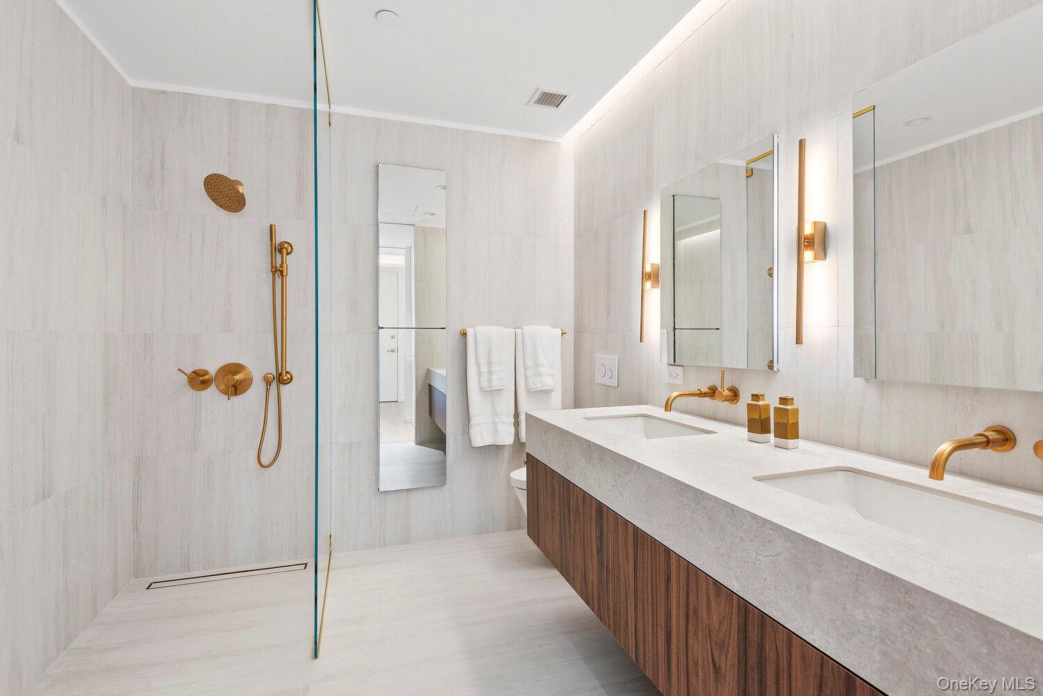 330 GRAND Street # 5B, New York (Manhattan), NY 10002