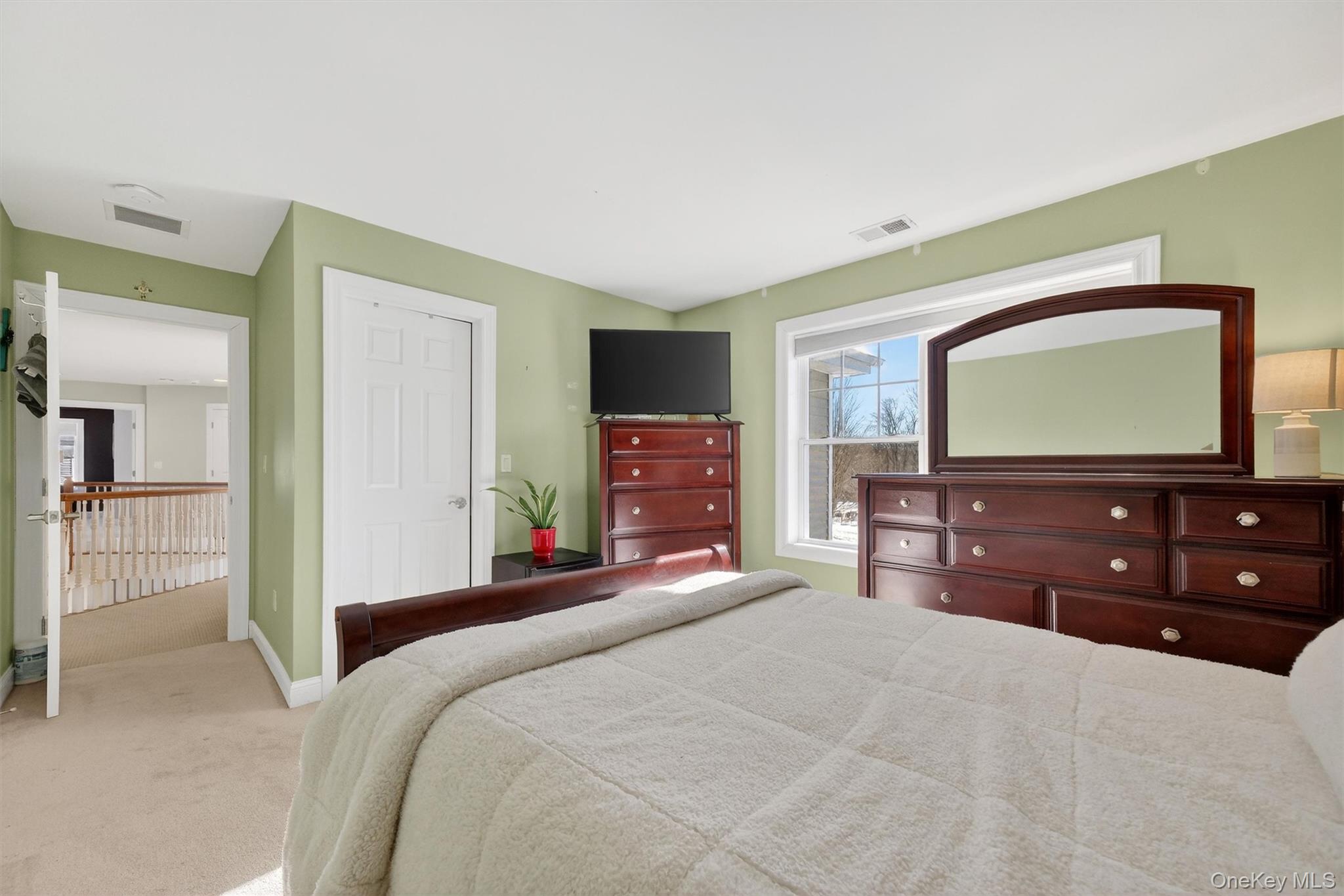 205 Buttonwood Way, Hopewell Junction, NY 12533