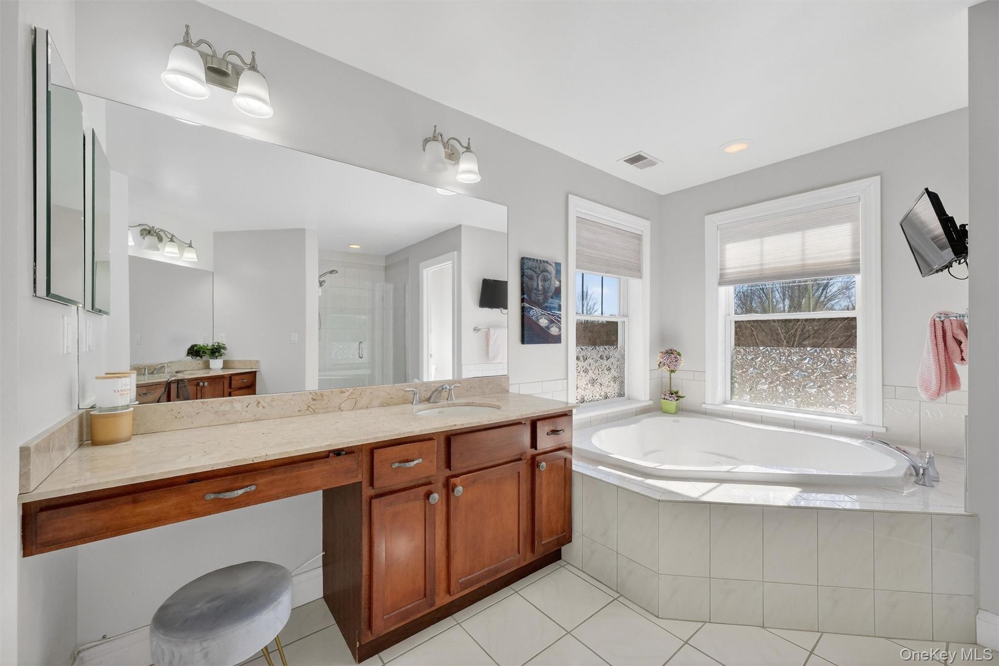 205 Buttonwood Way, Hopewell Junction, NY 12533