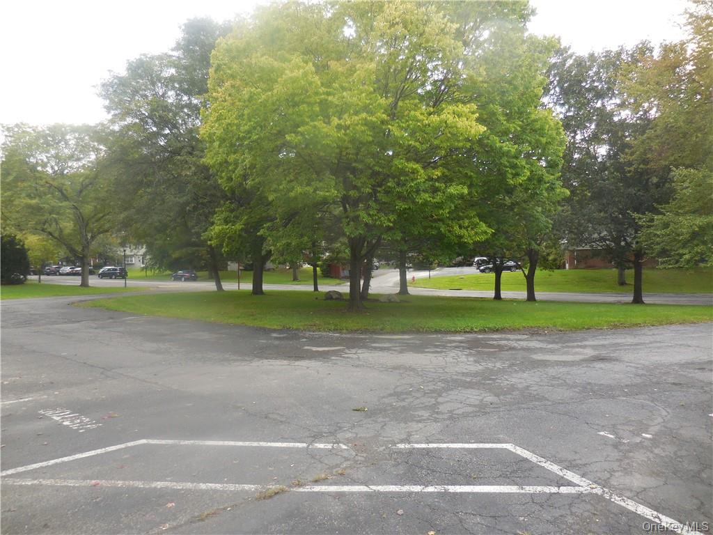 27 Brewester Drive, Cornwall, NY 12518