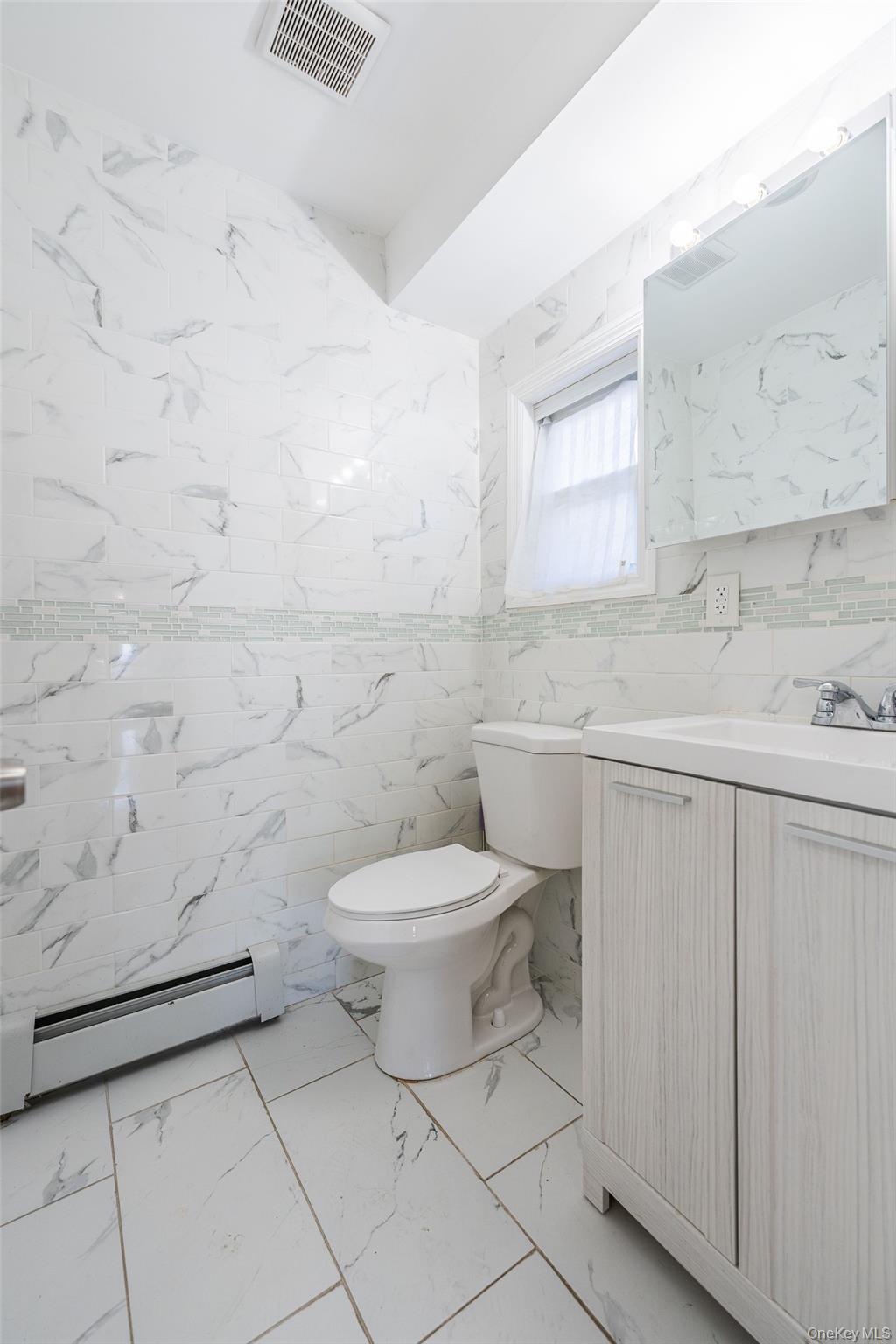 15424 13th Avenue, Whitestone, NY 11357