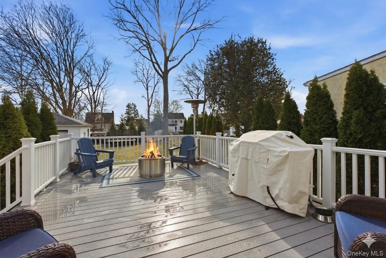 23 Alta Drive, Bronxville, NY 10708