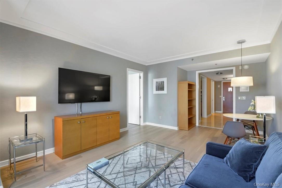 1 Renaissance Square # 7B, White Plains, NY 10601