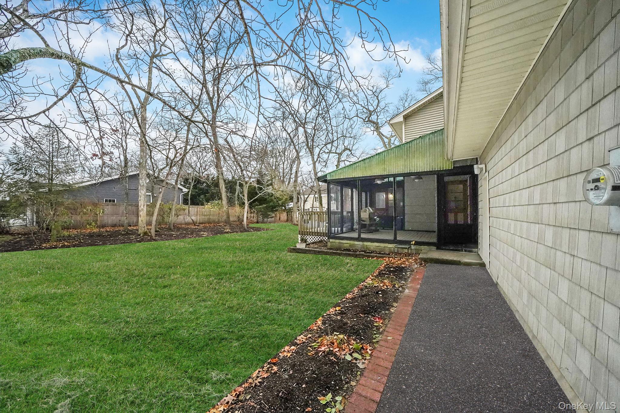 62 Howard Street, Patchogue, NY 11772