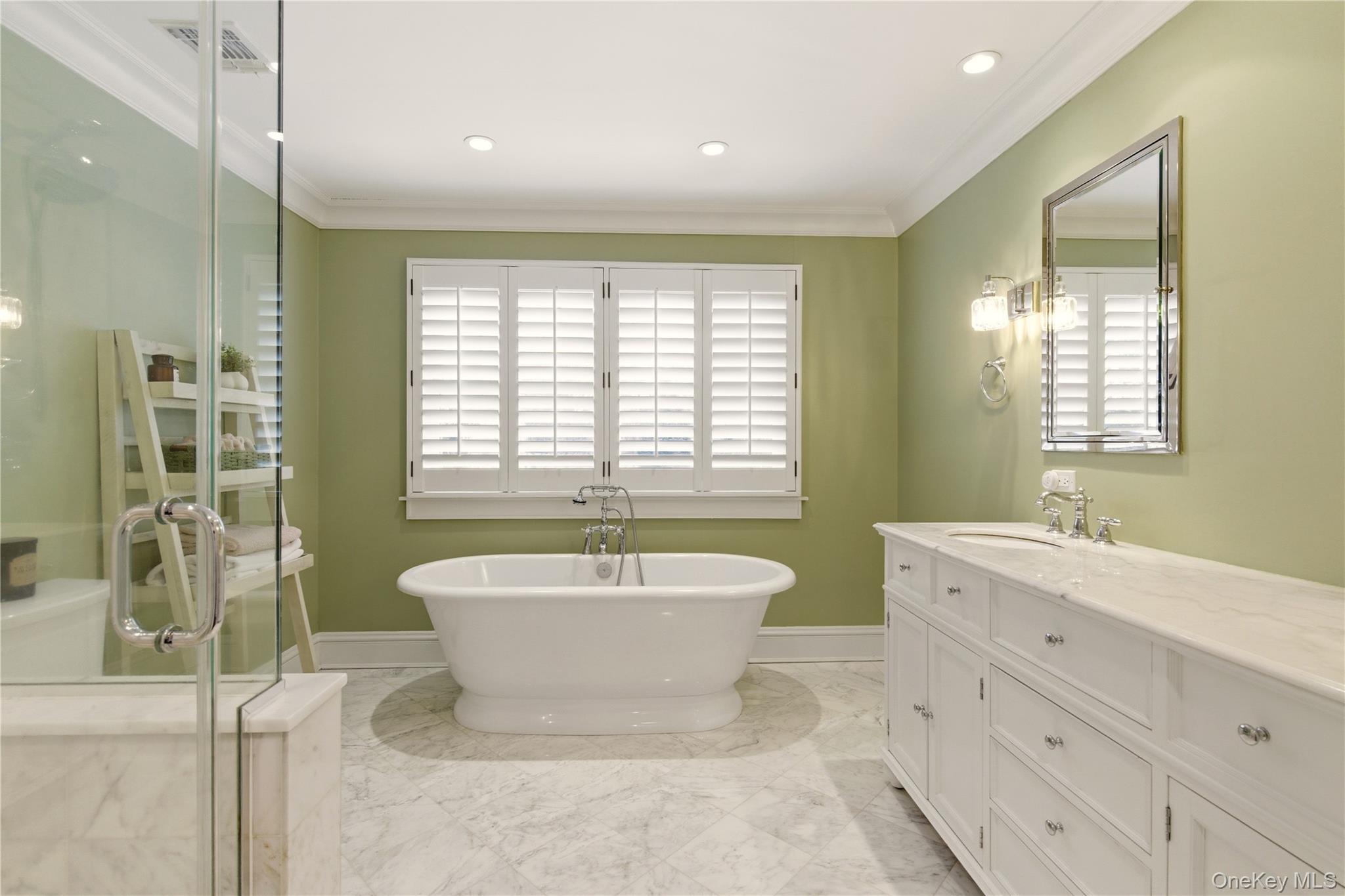 31 Carnegie Avenue, Huntington, NY 11743