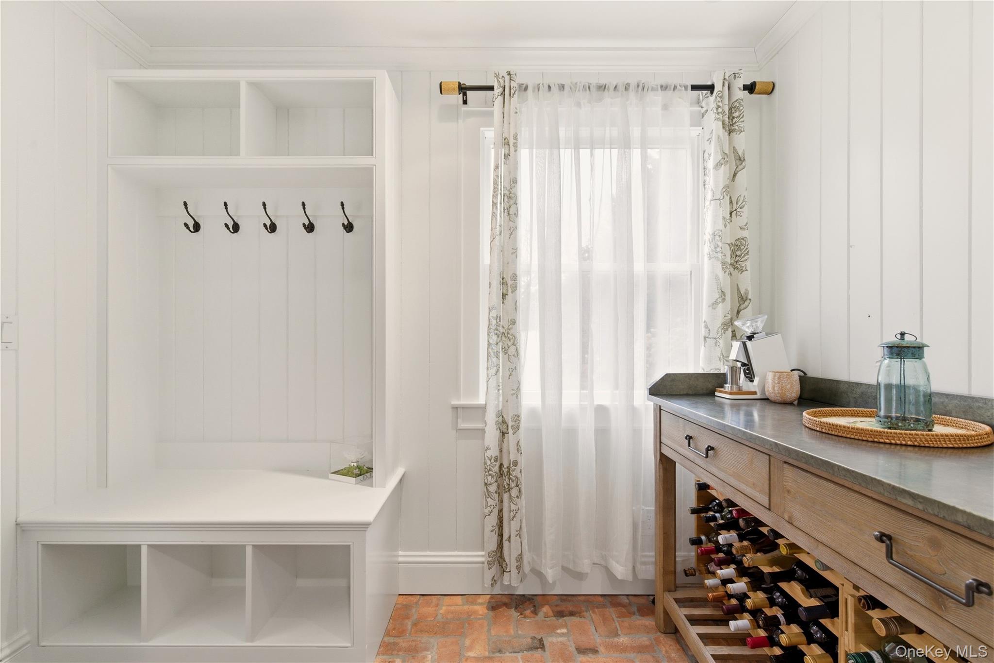 31 Carnegie Avenue, Huntington, NY 11743