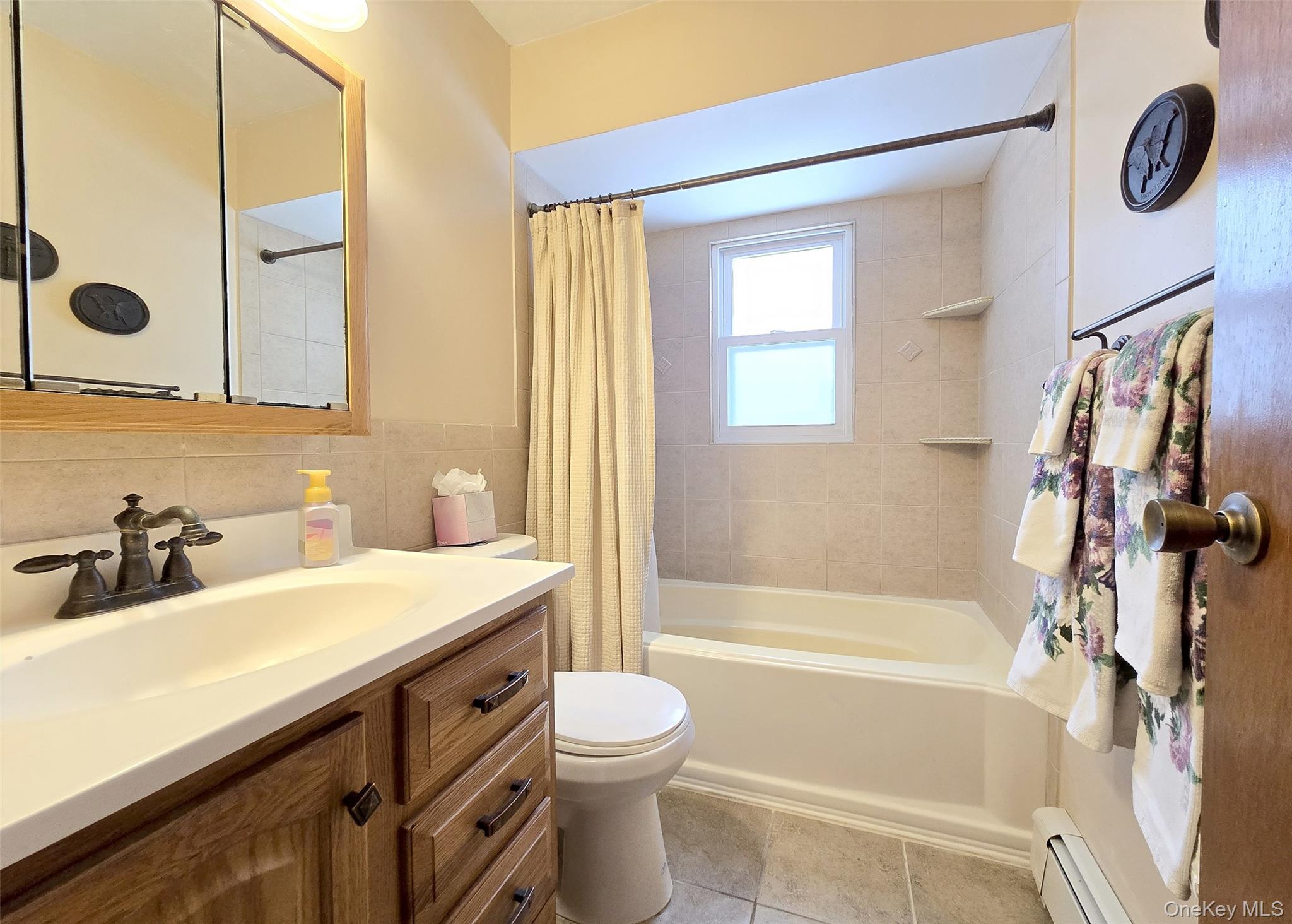 143 Hawthorne Street, Mastic, NY 11950