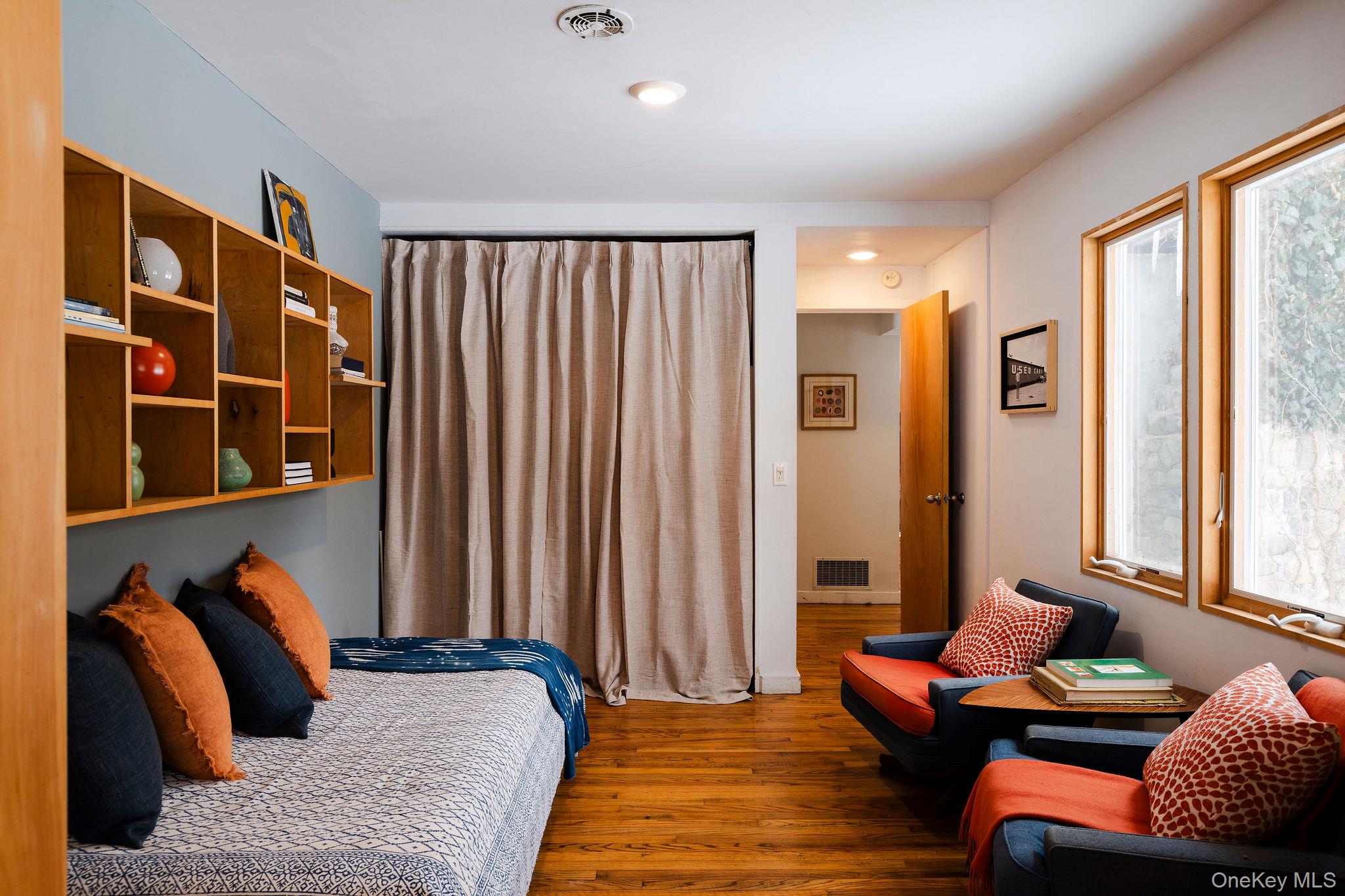 171 W Hurley Road, Woodstock, NY 12498