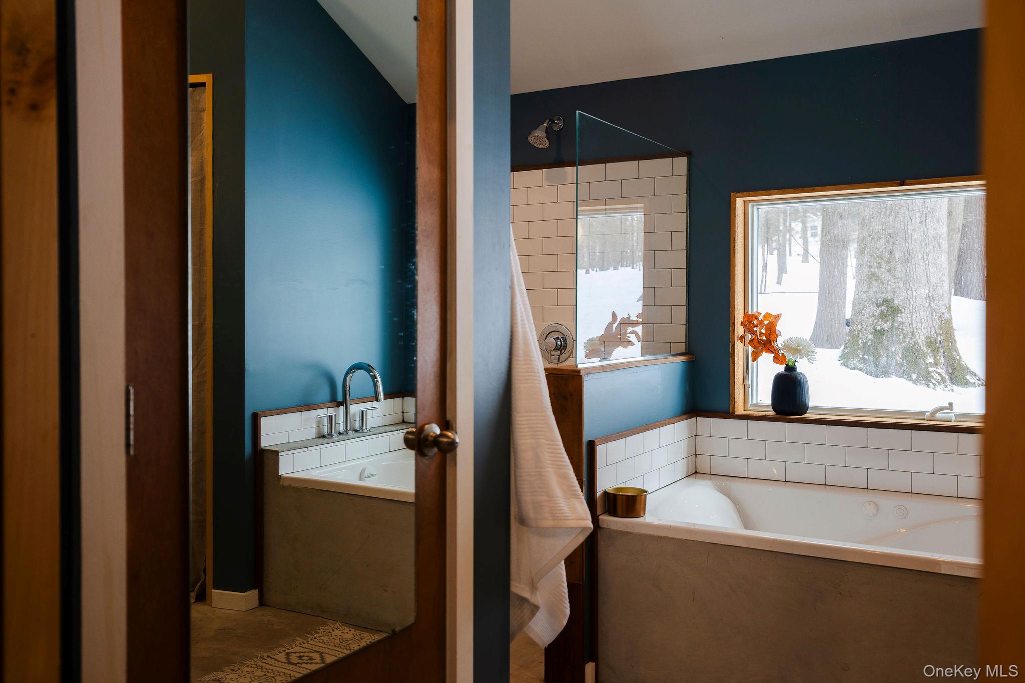 171 W Hurley Road, Woodstock, NY 12498