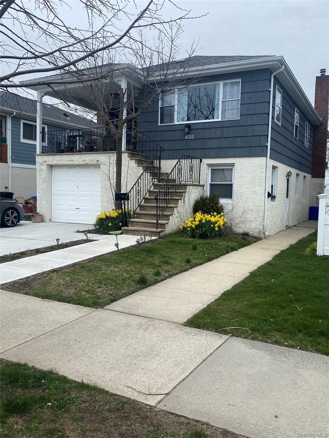 655 E Walnut Street # 1st fl, Long Beach, NY 11561