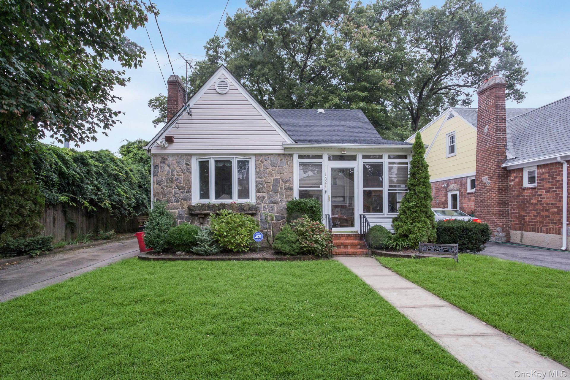 1624 Berkeley Avenue, North Baldwin, NY 11510