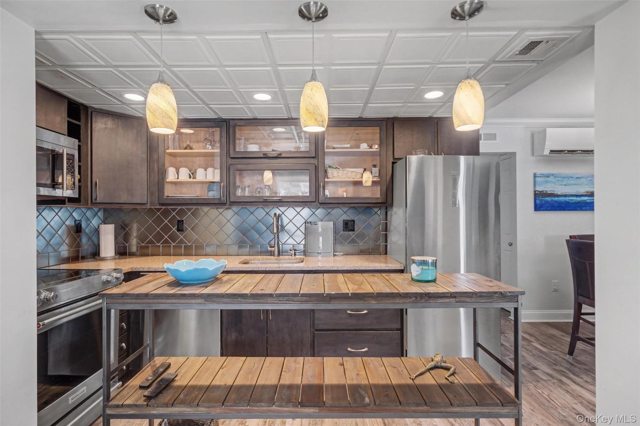 32 Hurlihe Street # Apt. A, Poughkeepsie, NY 12601