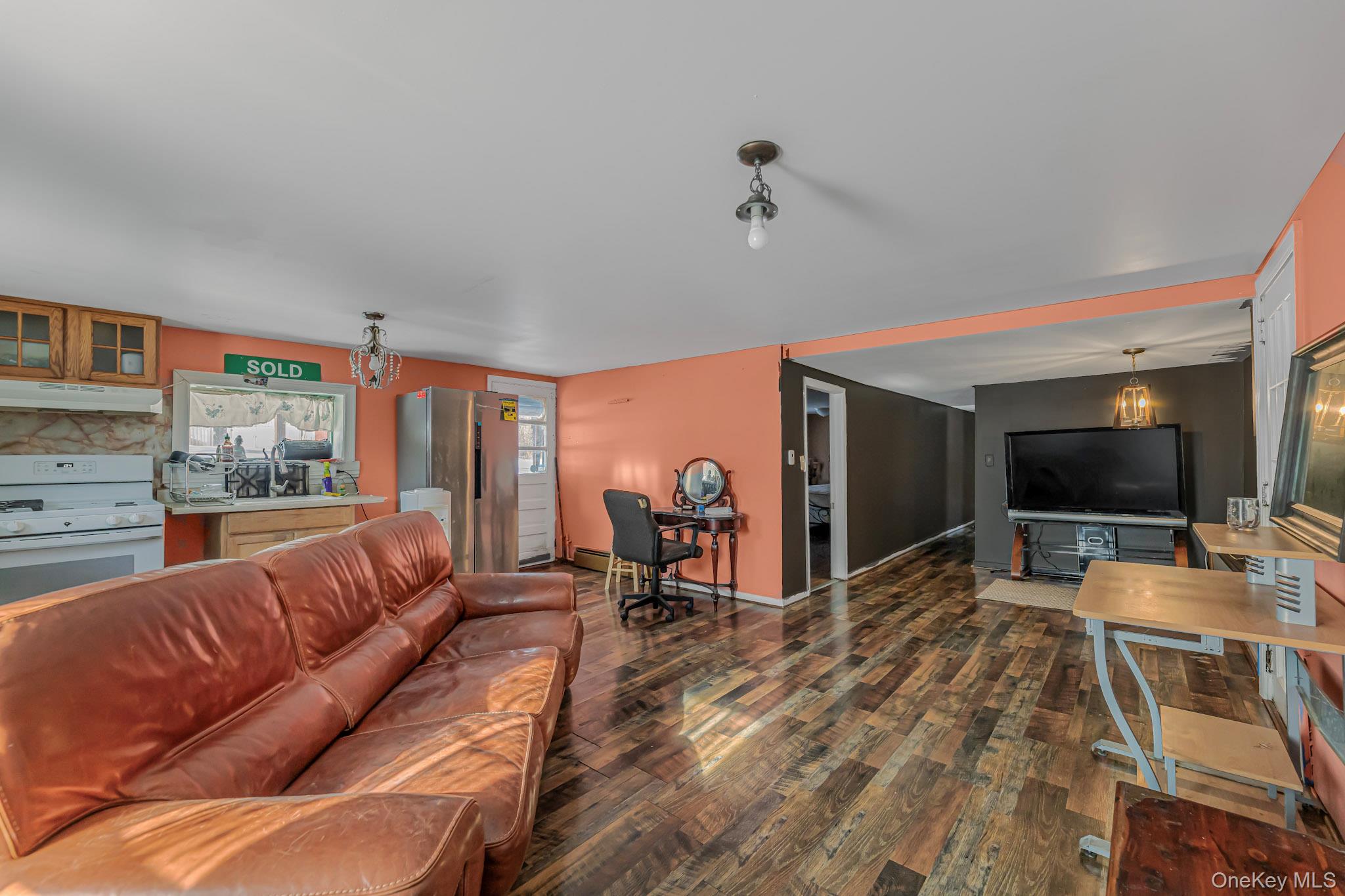 29 Parsons Lane, Middletown, NY 10940