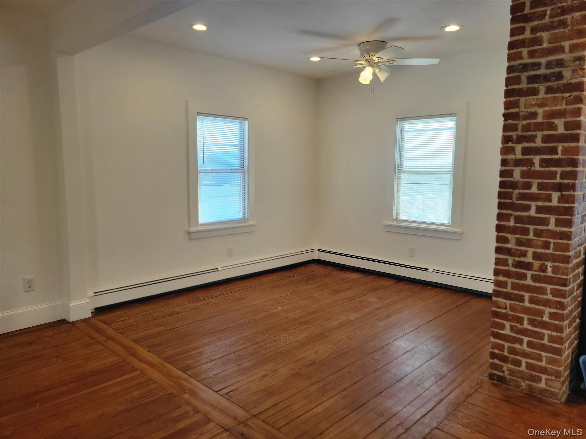 40 Belford Avenue, Bay Shore, NY 11706