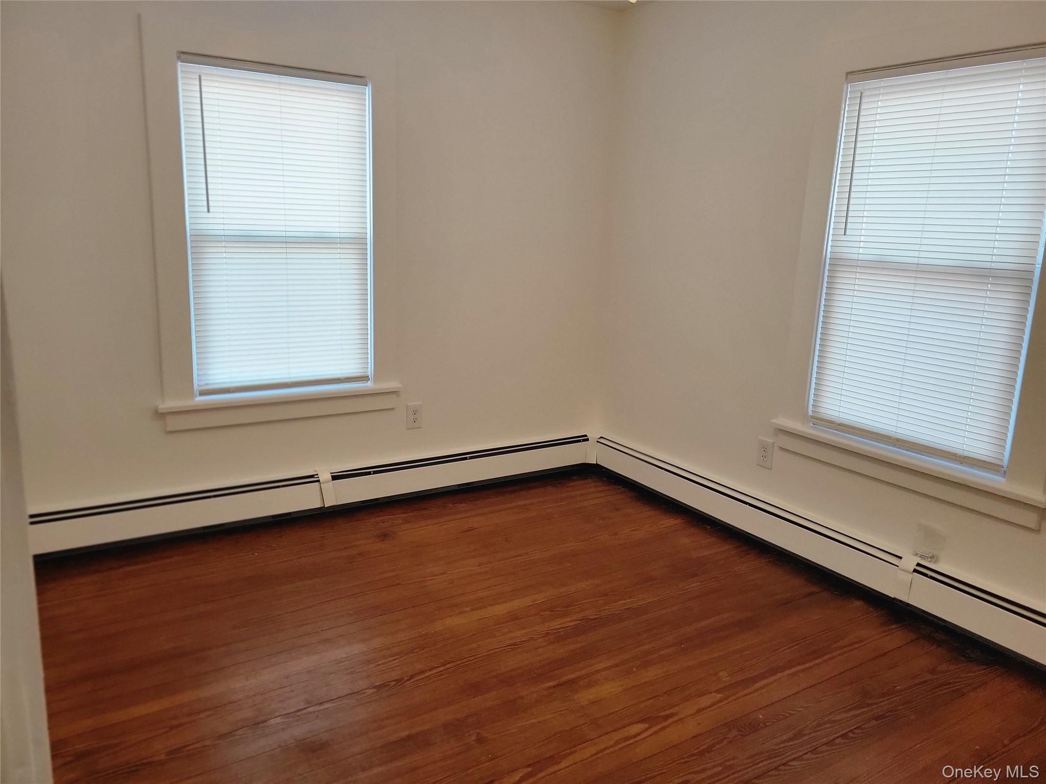 40 Belford Avenue, Bay Shore, NY 11706