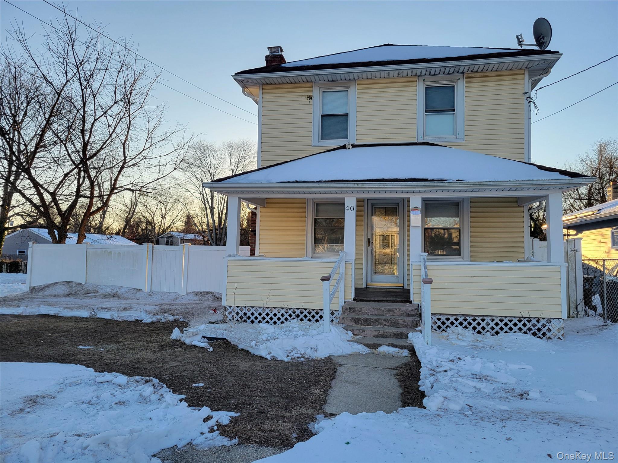 40 Belford Avenue, Bay Shore, NY 11706