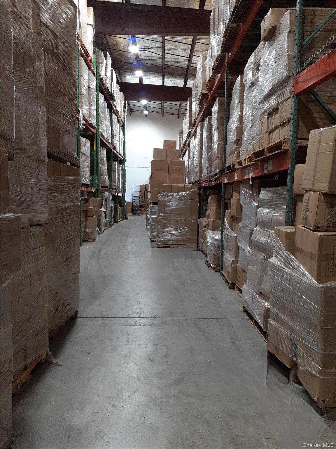 31 Elkay Drive, Chester, NY 10918