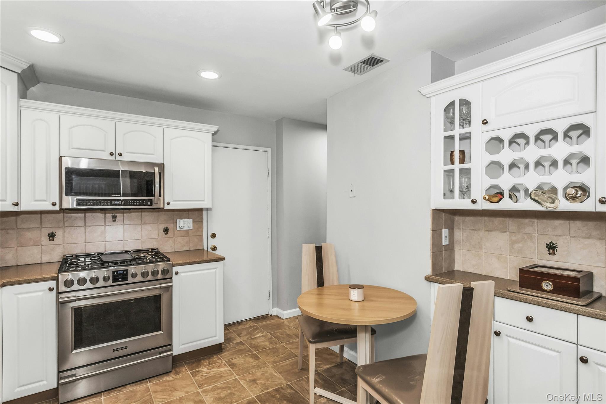 47 Max Court, Islandia, NY 11749