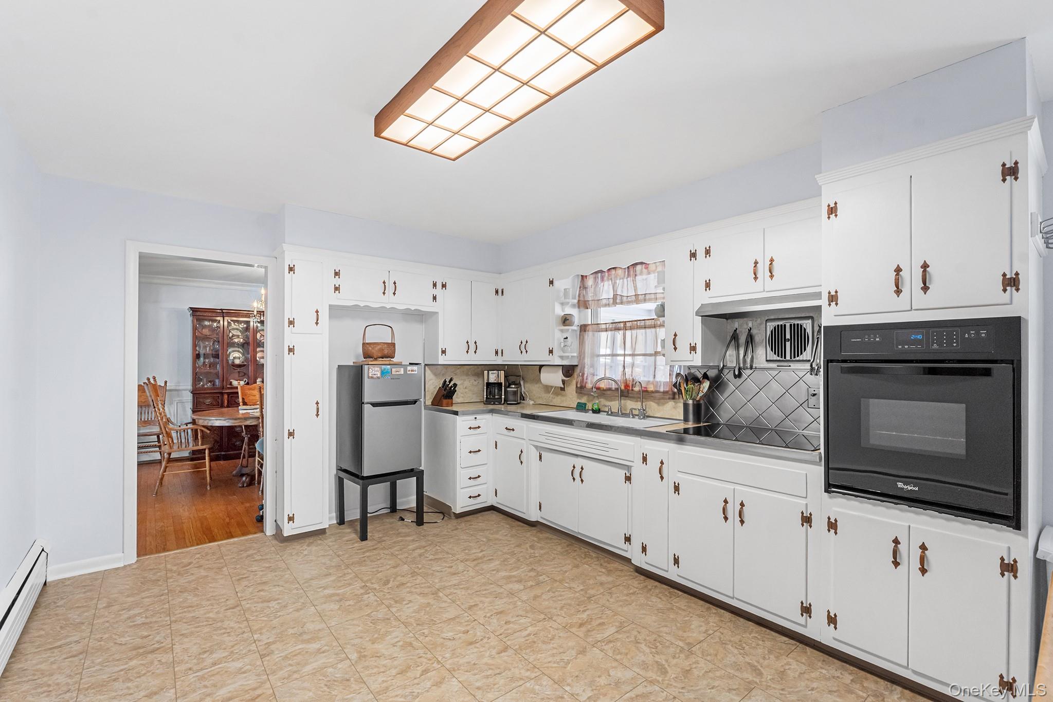 75 Beechwood Avenue, Poughkeepsie, NY 12603