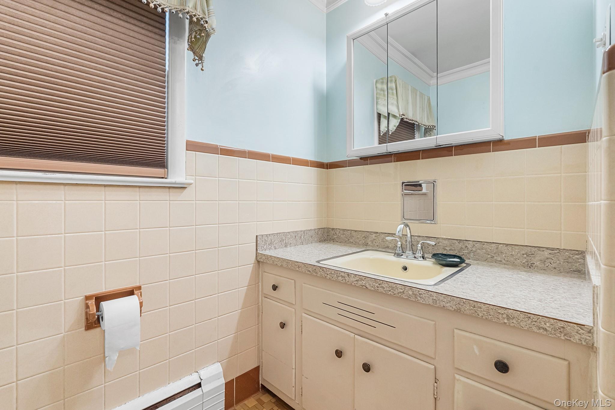 75 Beechwood Avenue, Poughkeepsie, NY 12603