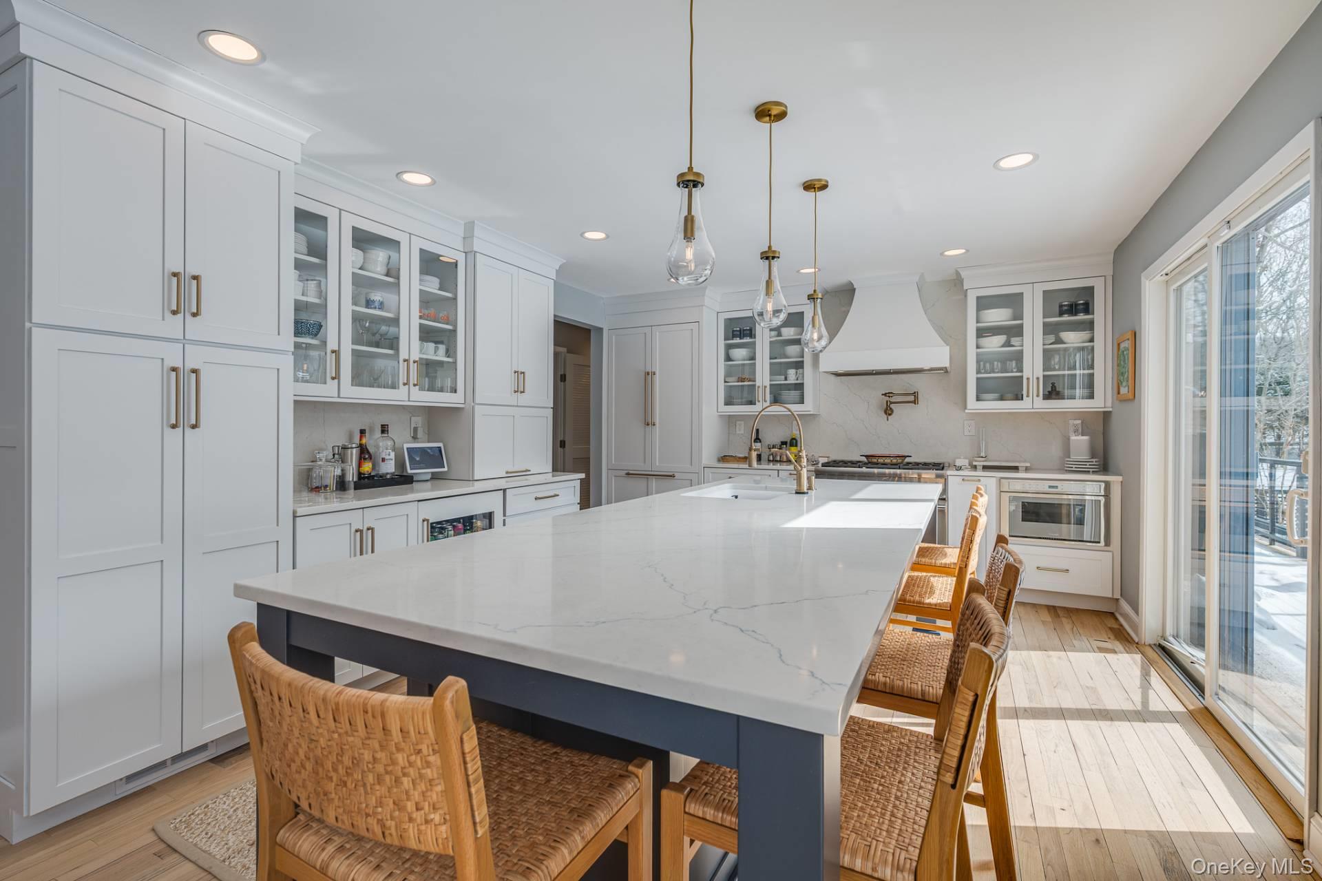 40 W Trail Road, Southampton, NY 11968