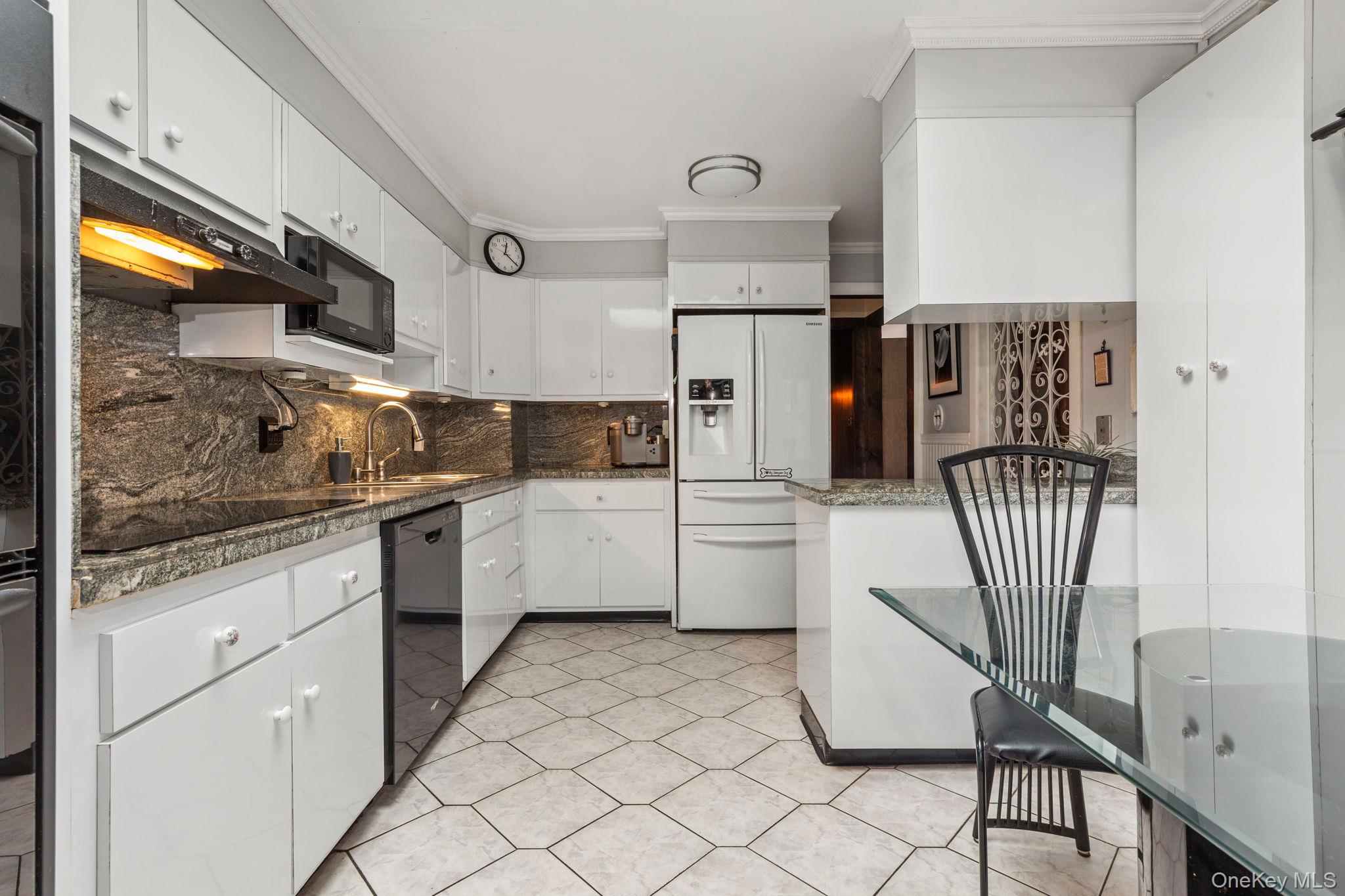 738 Sprague Avenue, Franklin Square, NY 11010