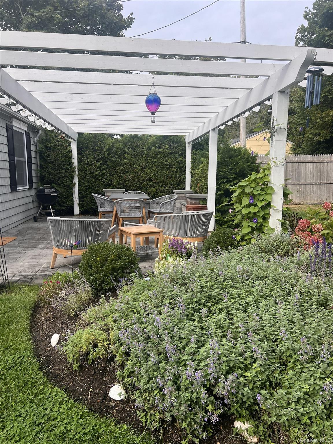 49 Fanning, Hampton Bays, NY 11946