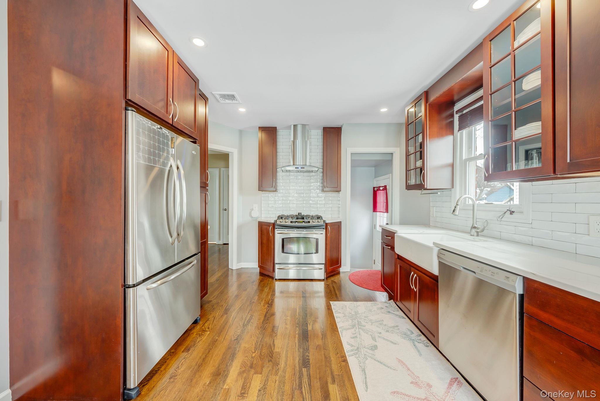 131 Grange Street, Franklin Square, NY 11010