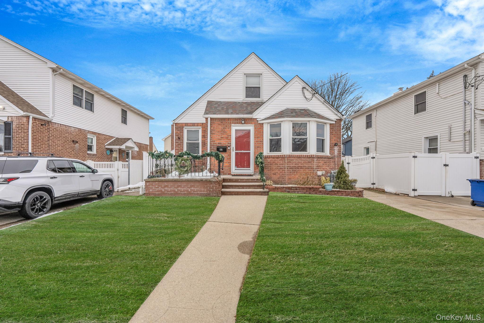 131 Grange Street, Franklin Square, NY 11010