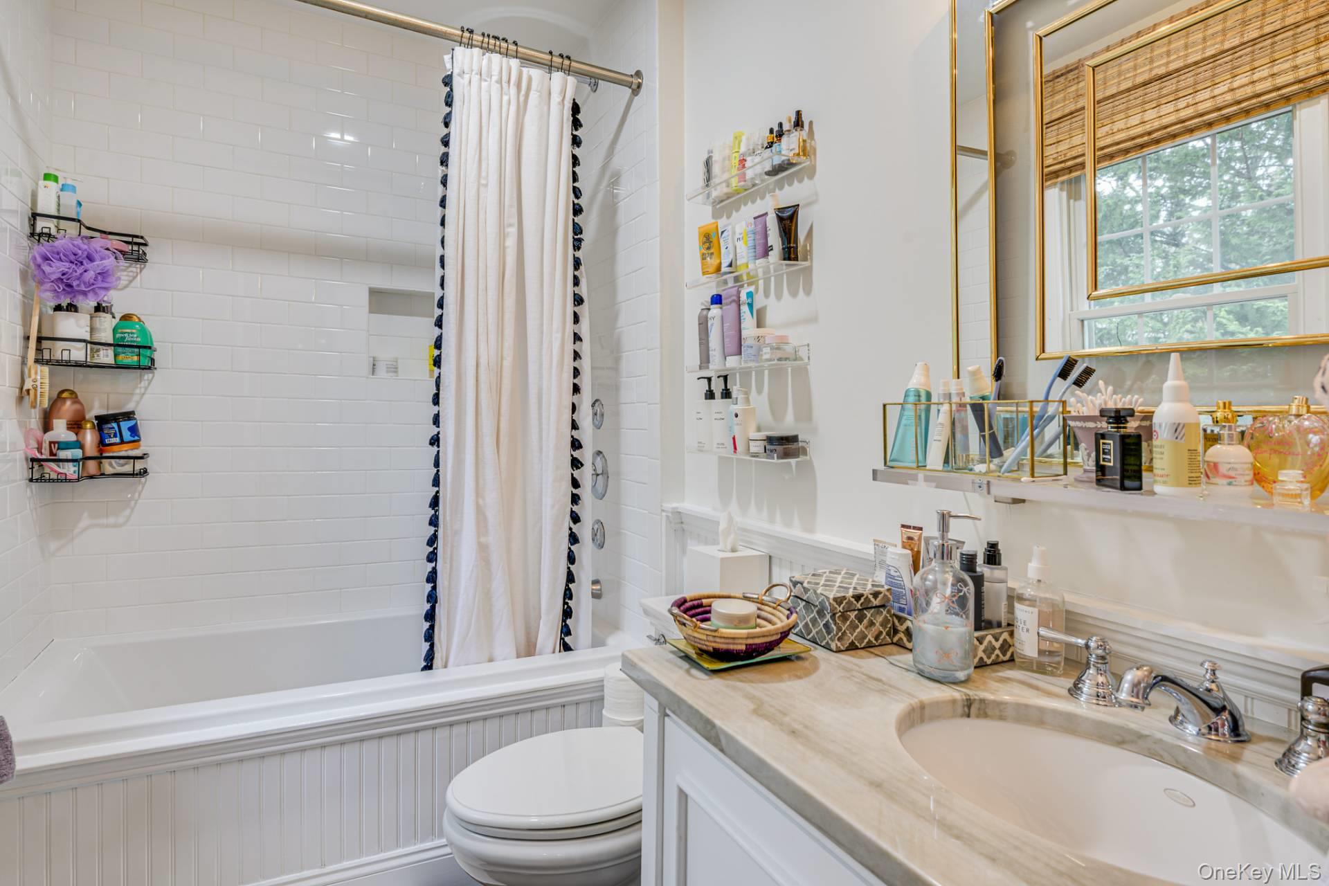 19 Spinnaker Way, Southampton, NY 11968