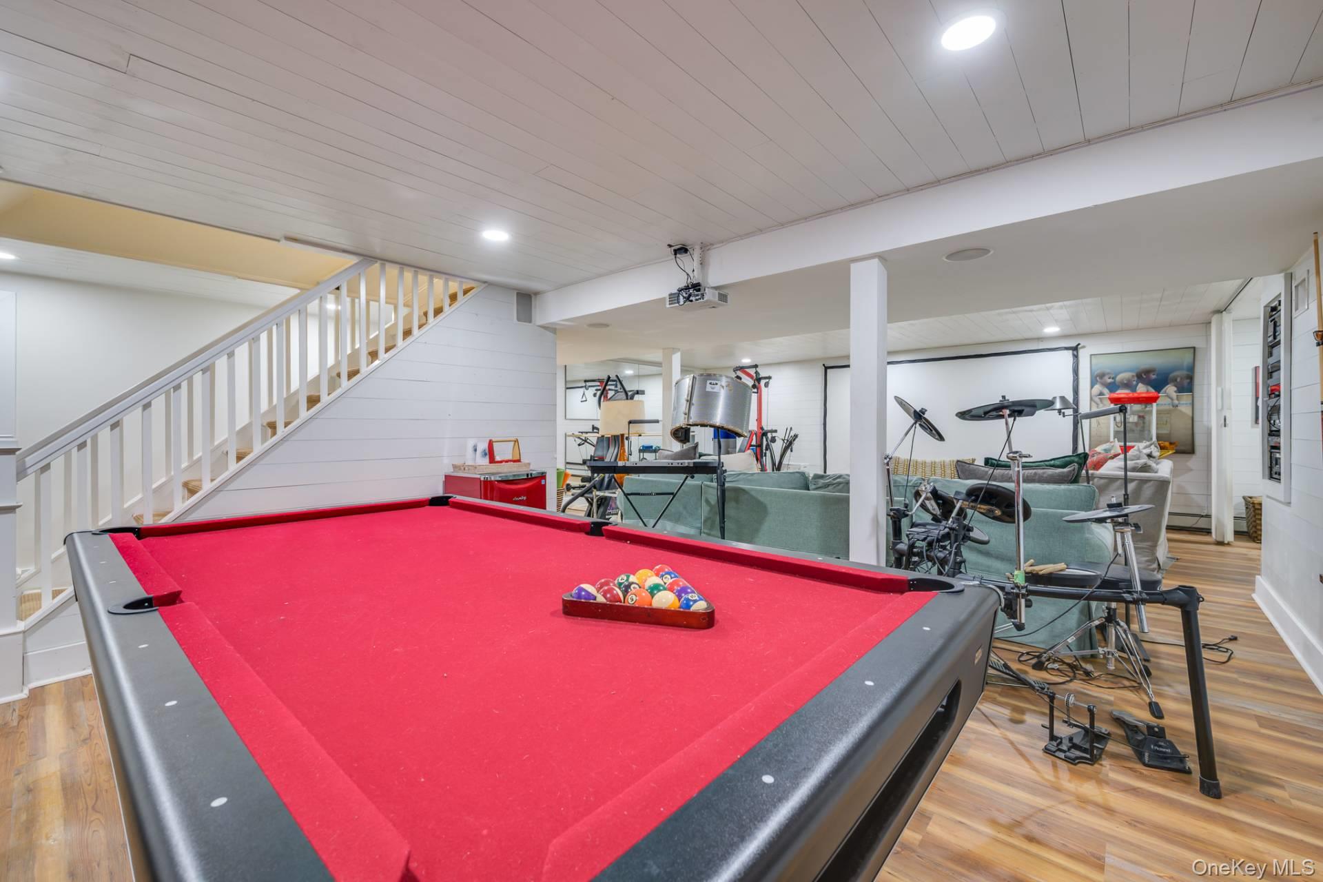 19 Spinnaker Way, Southampton, NY 11968