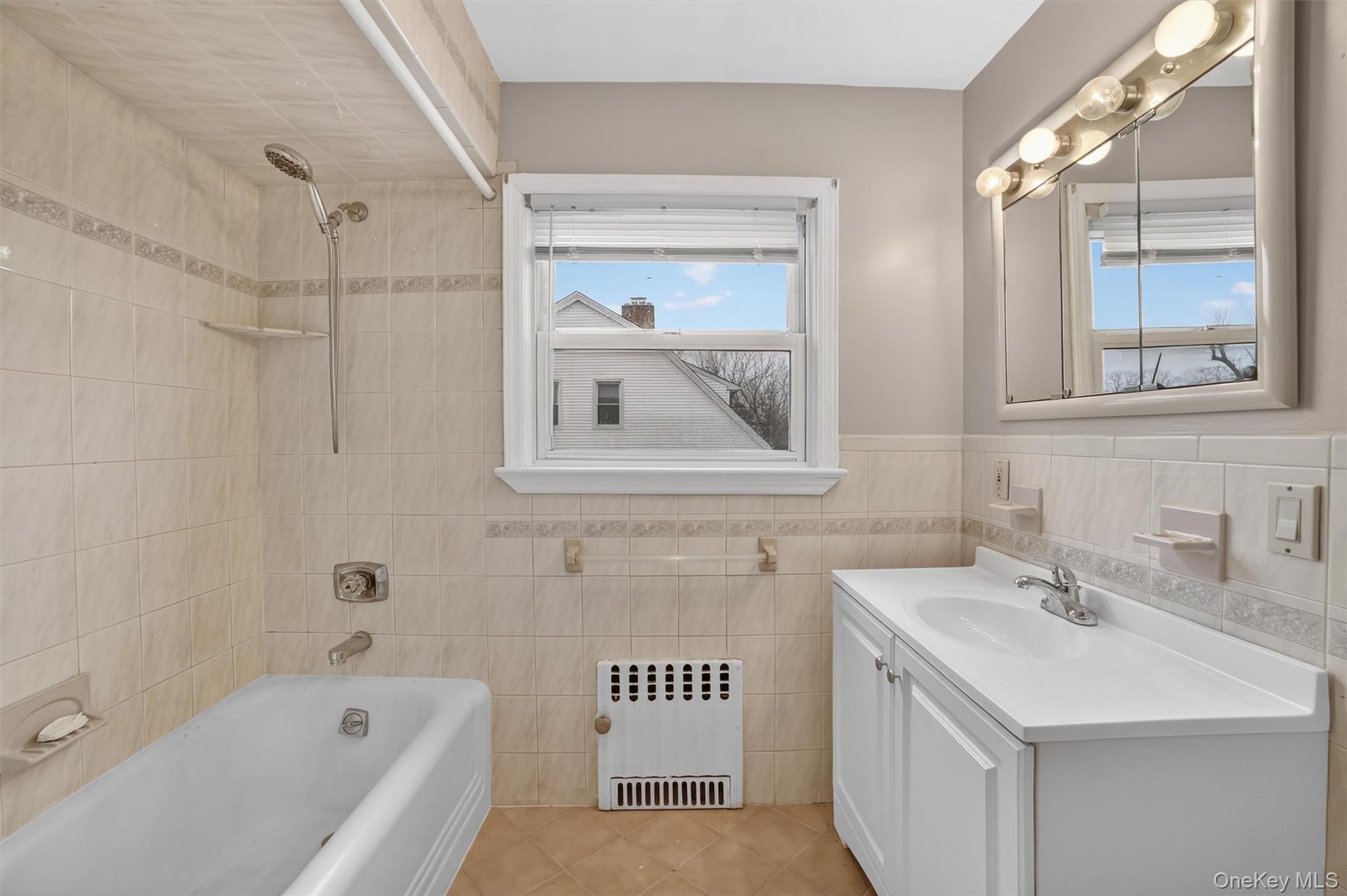 4 Amackassin Terrace # Unit 3, Yonkers, NY 10703