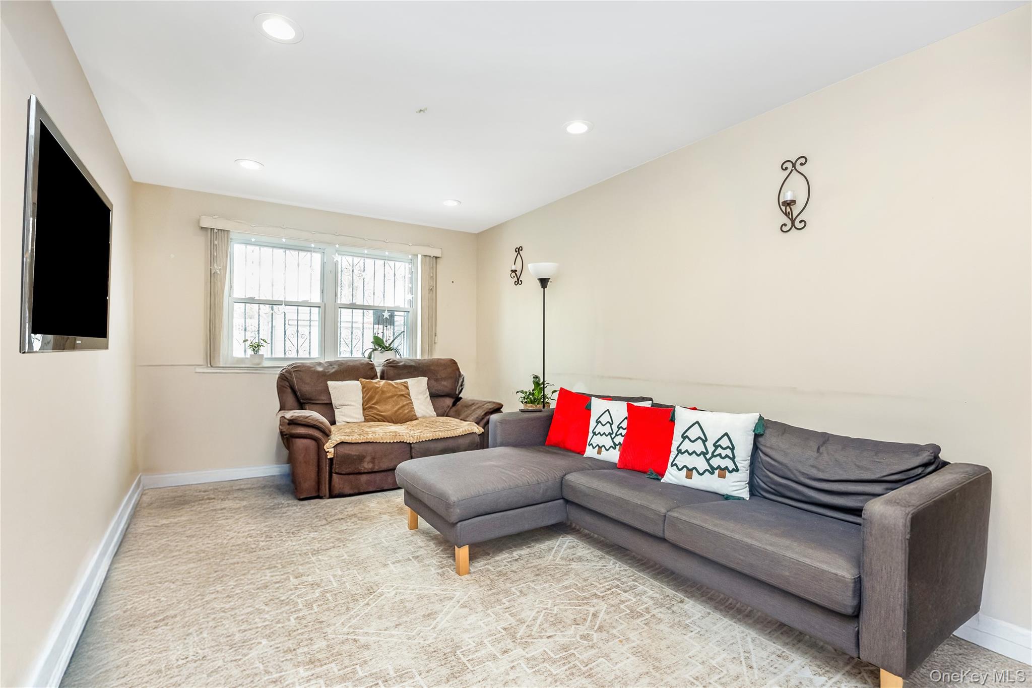 7159 58th Road, Maspeth, NY 11378