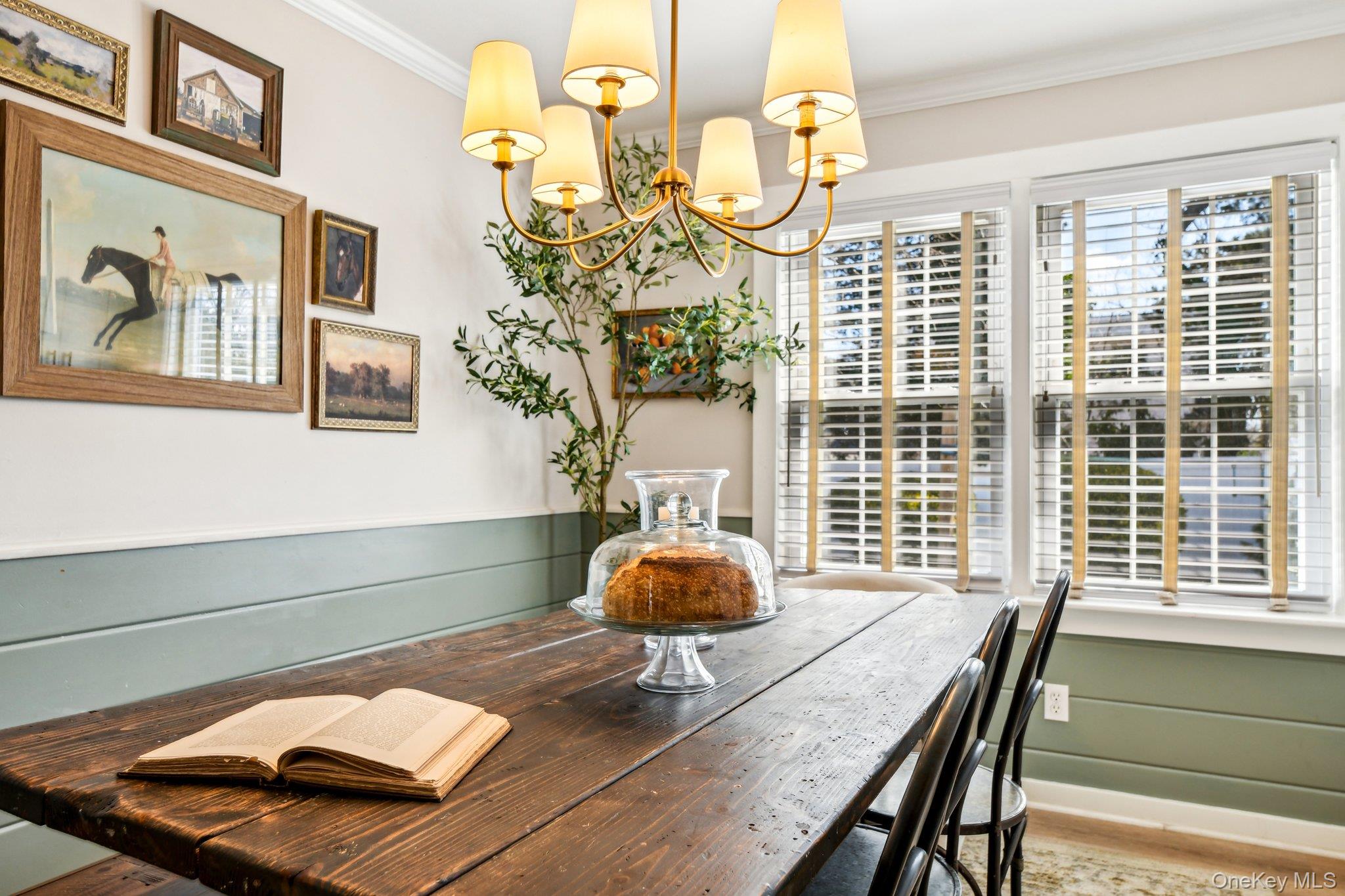 4 Jeffrey Lane, Setauket, NY 11733