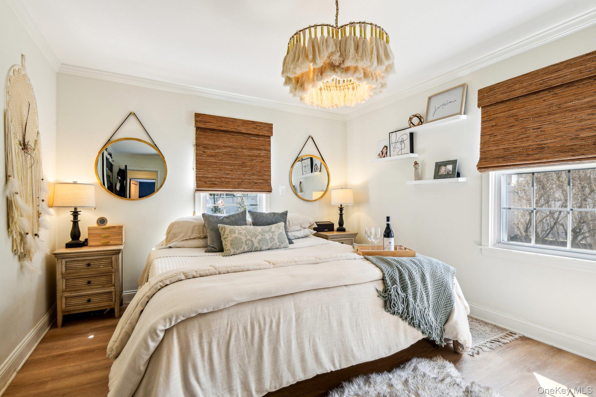 4 Jeffrey Lane, Setauket, NY 11733